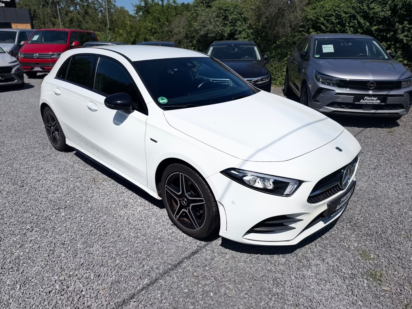 Mercedes-Benz A 200 Edition 2020 AMG Line Ansicht 3