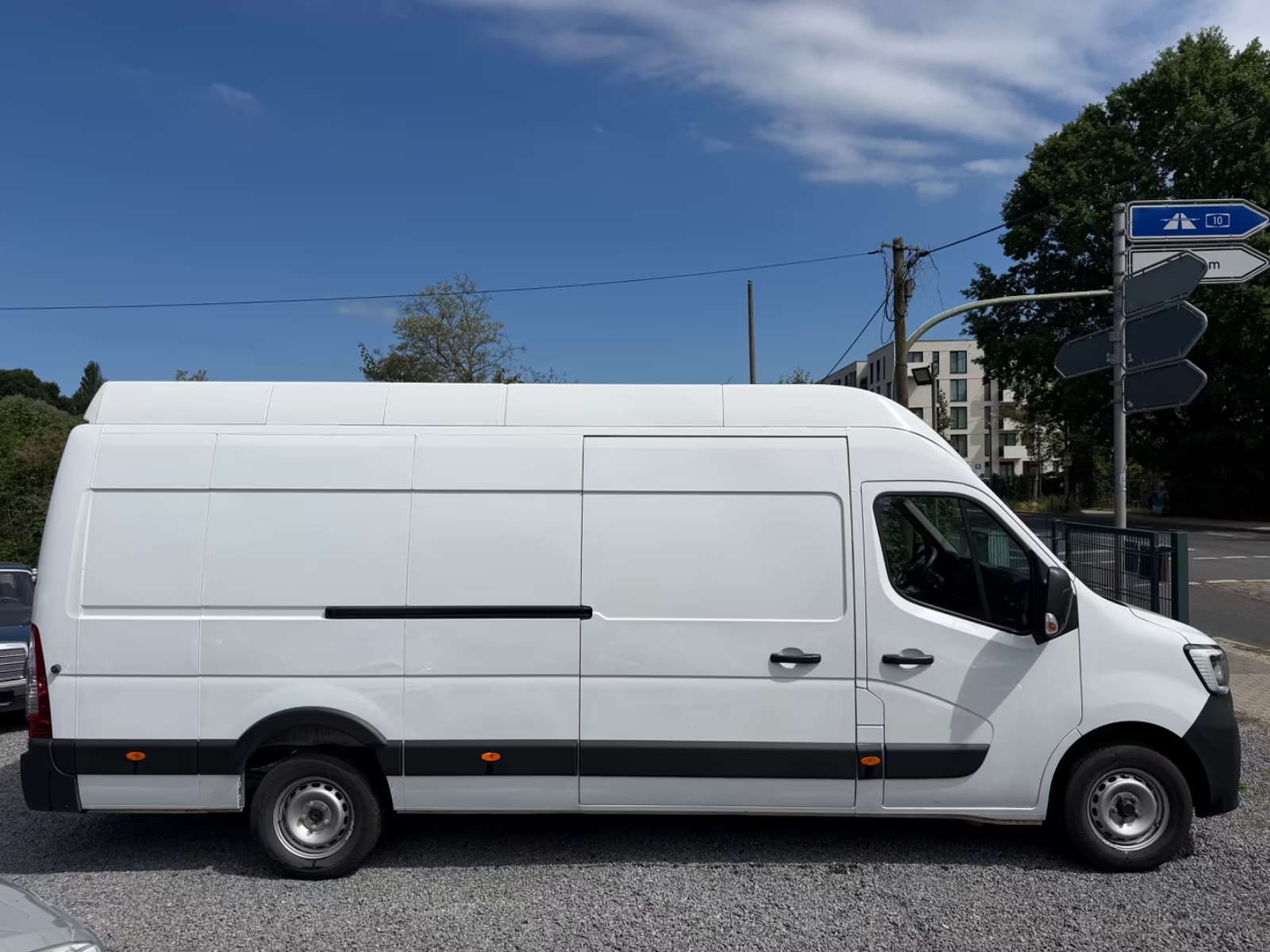 Renault Master III Kasten L4H3 GKa 3,5 t Ansicht 4