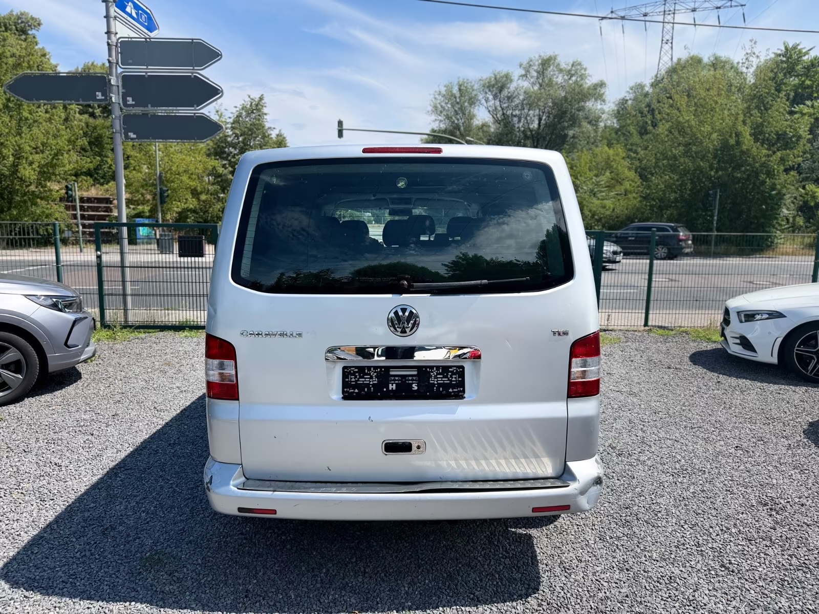 Volkswagen T5 Transporter Bus Shuttle Ansicht 6